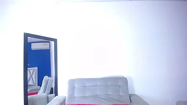 exotic_karmella's cam snapshot