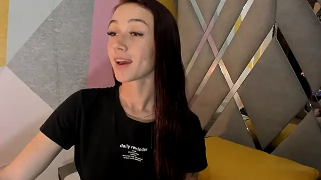 Amy_Kobold3's cam snapshot