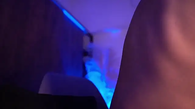 Josep_Davies live sex cam