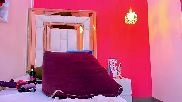 Tifany_69_'s cam snapshot