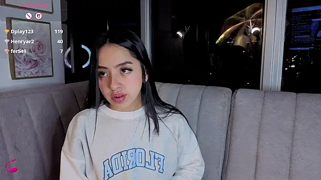 Daphne_chers's cam snapshot