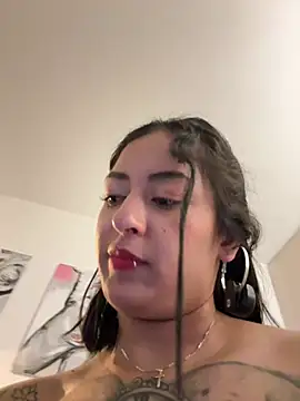 Rae_Lil_White's cam snapshot