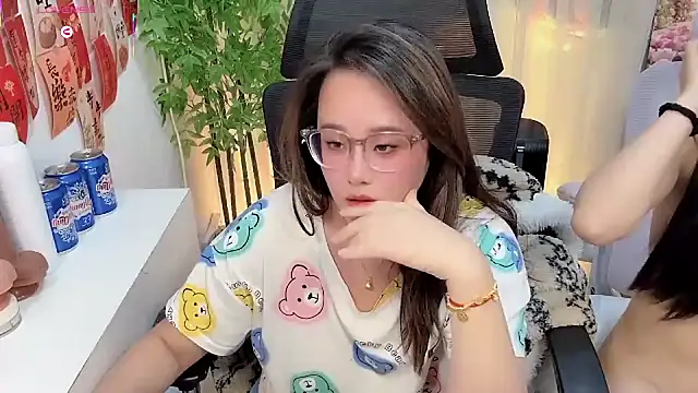 NEWONETO live sex cam