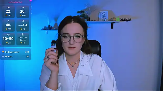 luna_berryy's cam snapshot