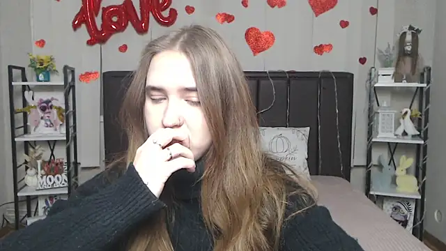 LauraHlot's cam snapshot