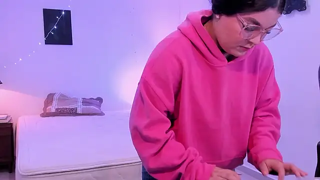 melody_blossom_'s cam snapshot