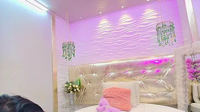 alanna_blaze's cam snapshot