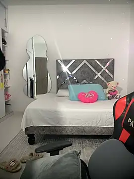 ValleryParker's cam snapshot