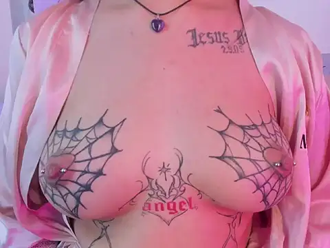 EmmaJohansonn live sex cam