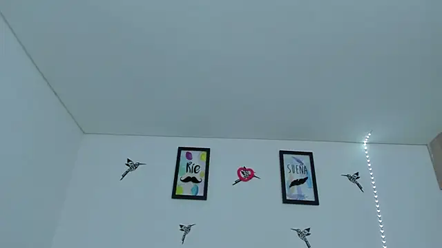 im_sarah34's cam snapshot