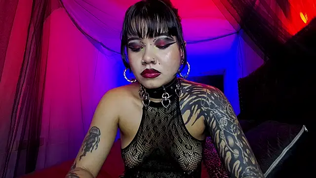 irregular_fetish_'s cam snapshot