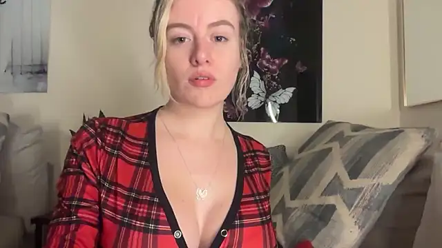 blondebunny999_999's cam snapshot