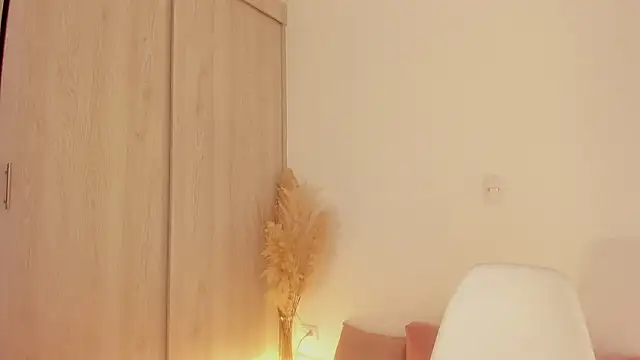 mariam_hill's cam snapshot