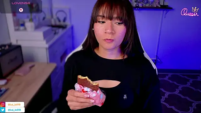 ImLui_lu's cam snapshot