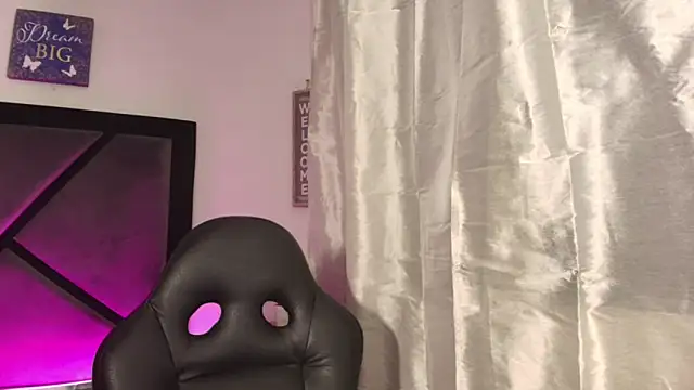 GabrielaDurann's cam snapshot