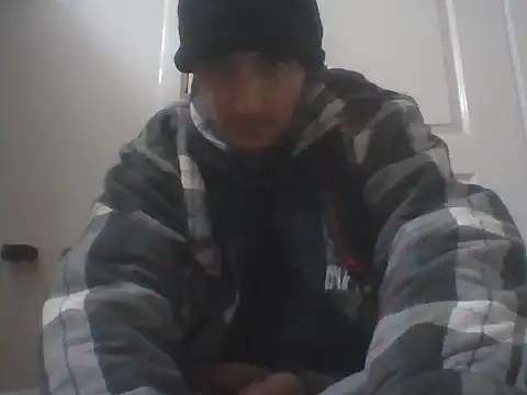 hugecock4u1990's cam snapshot