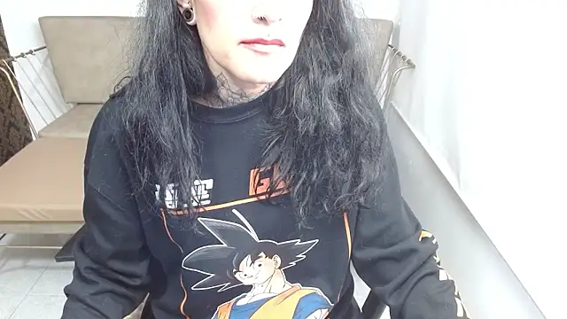 Roxanne_vale's cam snapshot