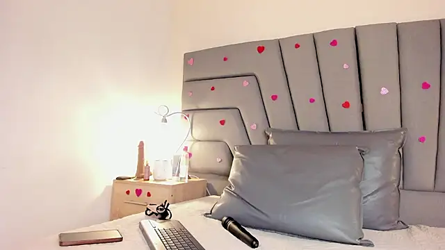 Maia_520's cam snapshot