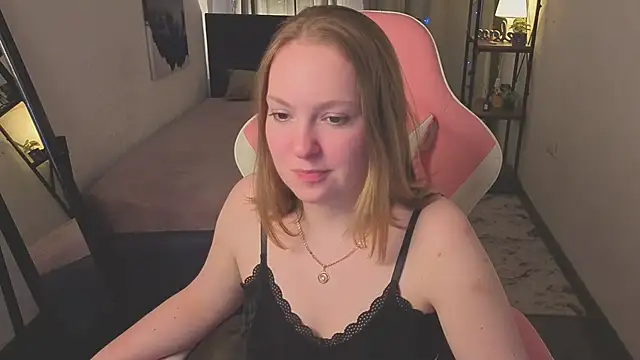 Elizabeth_Walson's cam snapshot