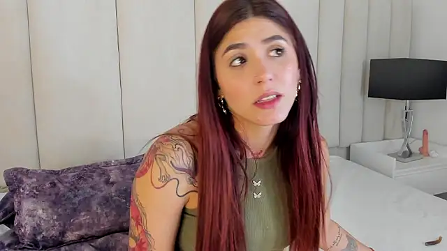 AnnyCherry_'s cam snapshot