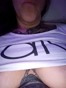 vamporasuccubus19777 live sex cam