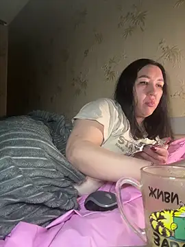 Naughtbaby_2025's cam snapshot