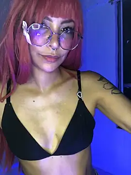 Luna-Chann's cam snapshot