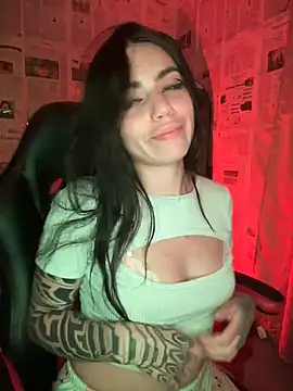 i_am_nina_'s cam snapshot