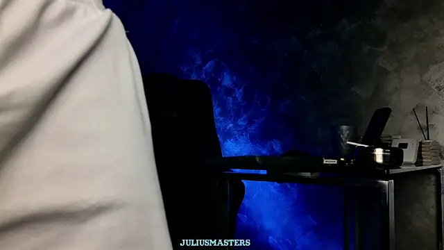 juliusmasters live sex cam