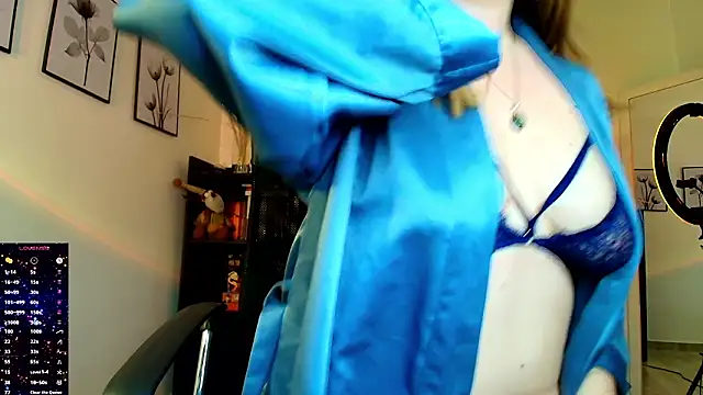 miss_seline's cam snapshot