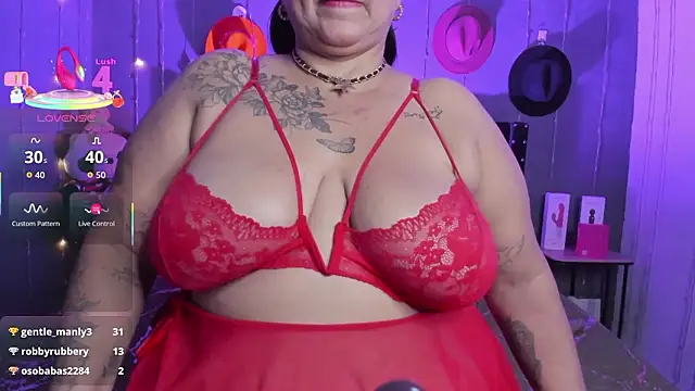 Ivonnee__'s cam snapshot