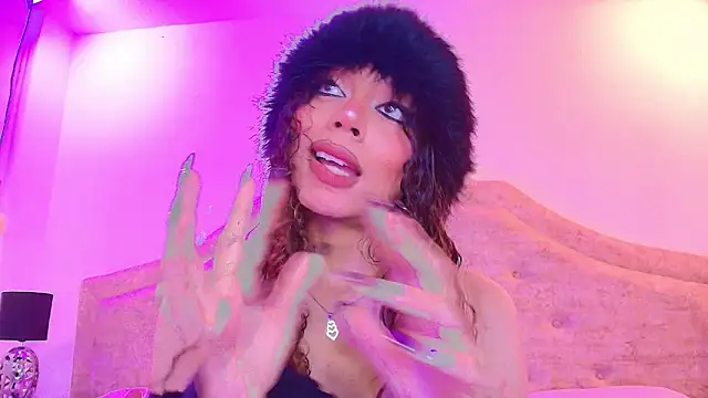 Zahara1's cam snapshot