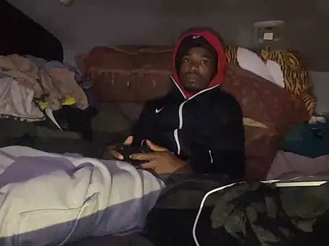 SlimeCrownzOut5's cam snapshot