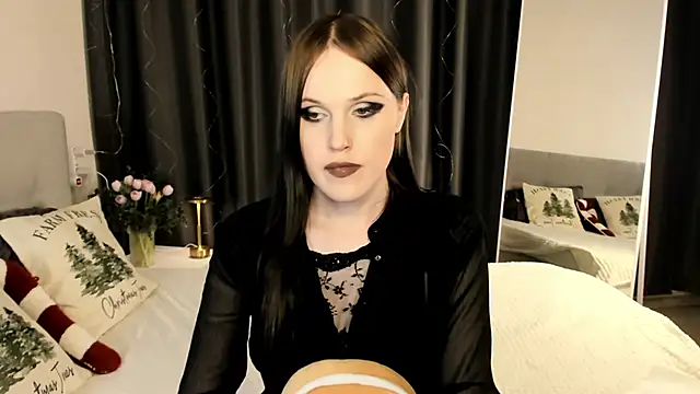 EffieMinki live sex cam