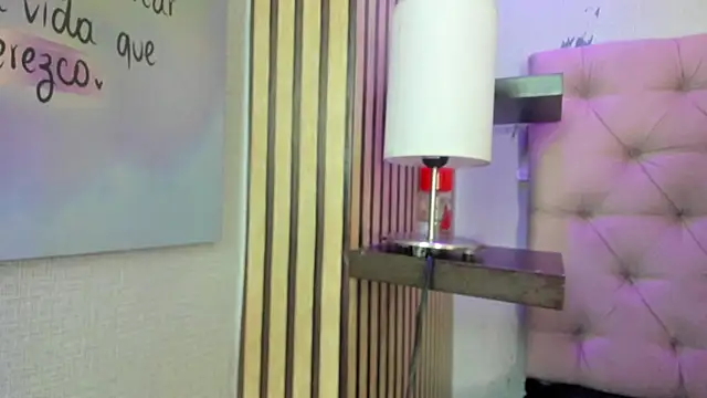 amber__moon1's cam snapshot