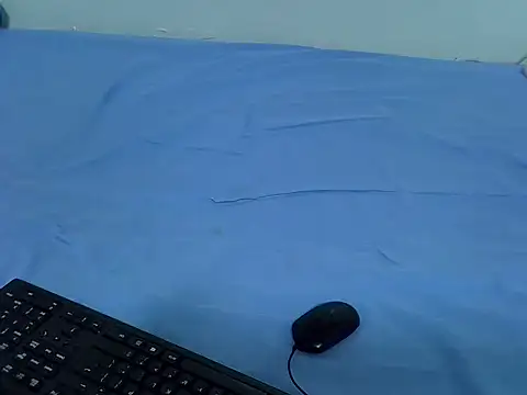 drowllie's cam snapshot