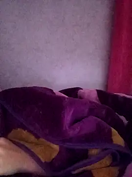 Sellena2's cam snapshot