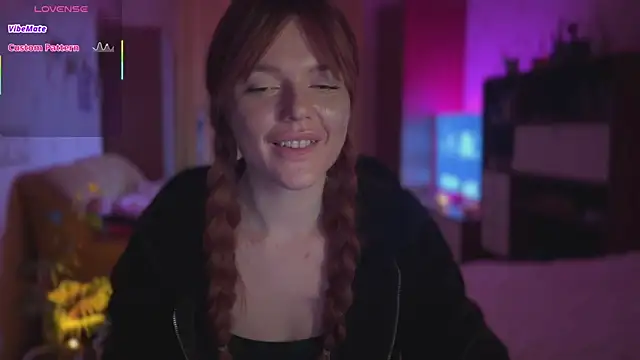 CherryRed_Girl's cam snapshot