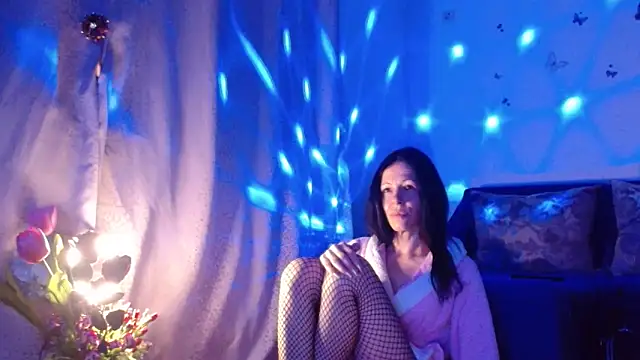 ElysaSun's cam snapshot