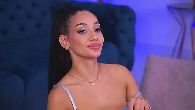 NinaSolenne's cam snapshot