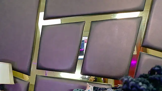 EmilieLake's cam snapshot