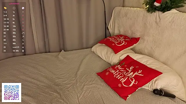 AngelenaCrittendon's cam snapshot