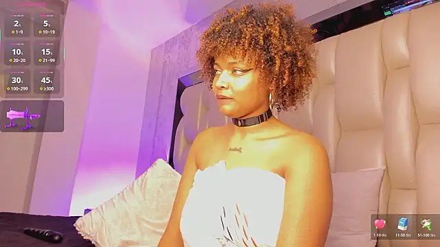 _CurlyGirl_'s cam snapshot