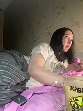 Naughtbaby_2025's cam snapshot