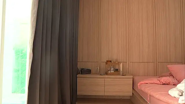 LIttle_Rina_'s cam snapshot