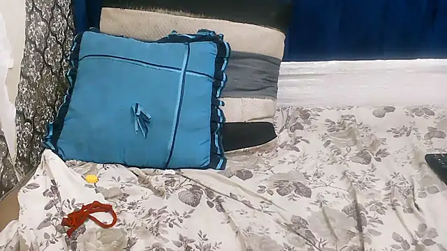 DarkBeauty33's cam snapshot