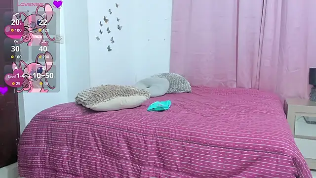 Madison_boom's cam snapshot