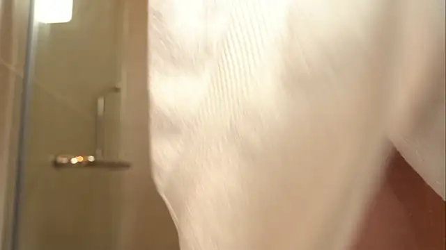 LIttle_Rina_ live sex cam