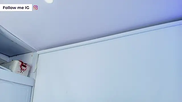 Emma_monserrat's cam snapshot