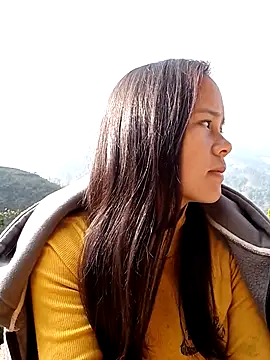 DIANAKUTE live sex cam